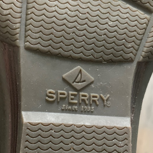 Sperry Duck Boots Gray and Red Lace Up Boots. - Picture 6 of 8